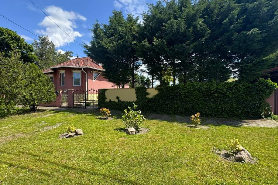 SOMMERAKTION in Ungarn bei der Österreichischen Grenze! Urlaubsfeeling im Alltag! Wunderschöner, uneinsehbarer, großzügiger Garten | mit Pool | mit Terrasse, 2 Carports und Brunnen! | niedrige Betriebskosten | perfekte Raumaufteilung |, Haus-kauf, 249.000,€, 2425 Neusiedl am See
