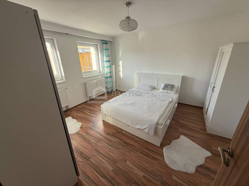 Helle 2-Zimmer-Wohnung mit großer Terrasse – ruhige Lage in Hainburg