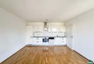 Schöne 1-Zimmer-Wohnung mit Balkon direkt an der Donau