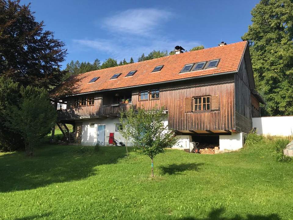 Landhaus-Duo mit romantischem Hofgarten und viel Platz zum Entspannen!