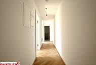 Exklusive Dachgeschosswohnung in Grünruhelage - zu verkaufen