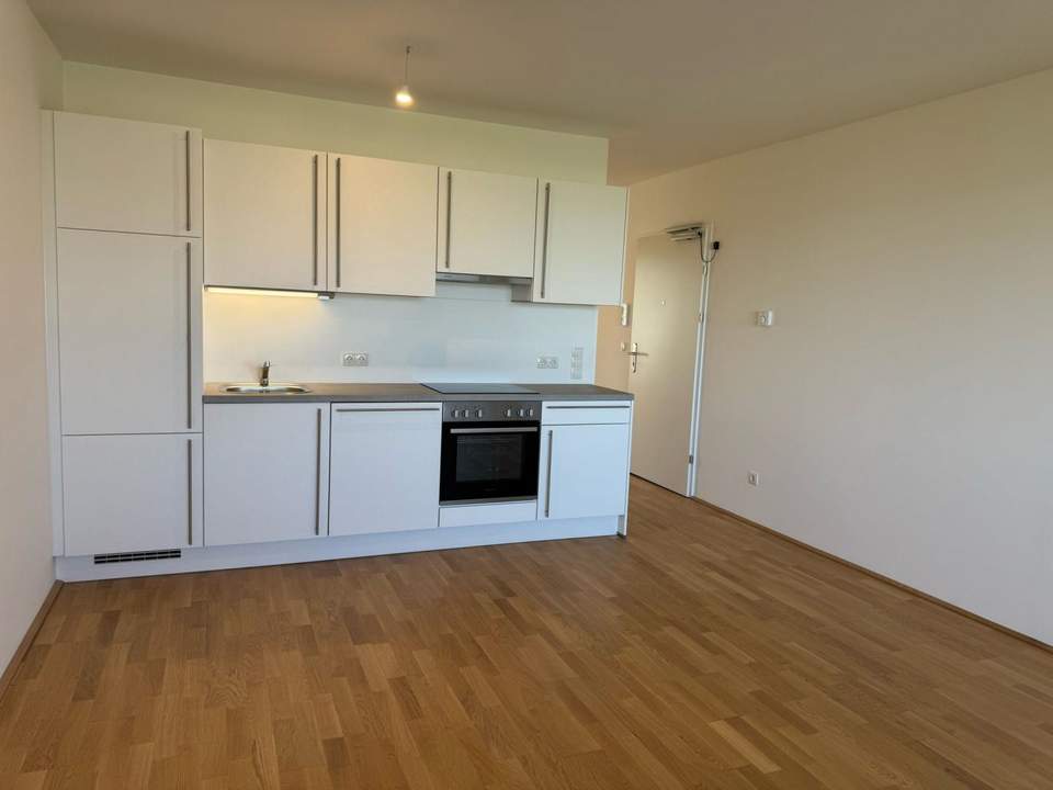 Helle 2 Zimmerwohnung mit Loggia Erstbezug |Provisionsfrei