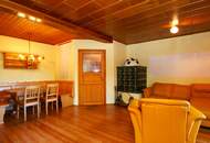 Tradition trifft Natur – Blockbau-Landhaus mit Sanierungsbedarf