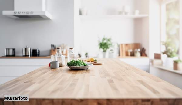 +++ Reihenhausanlage mit Stellplätzen +++