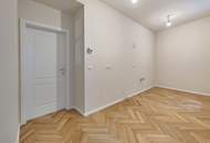 Altbau-Erstbezug in bester Stadtlage - Helle 2-Zimmer-Wohnung im 3. Liftstock - Nähe Mariahilfer Straße