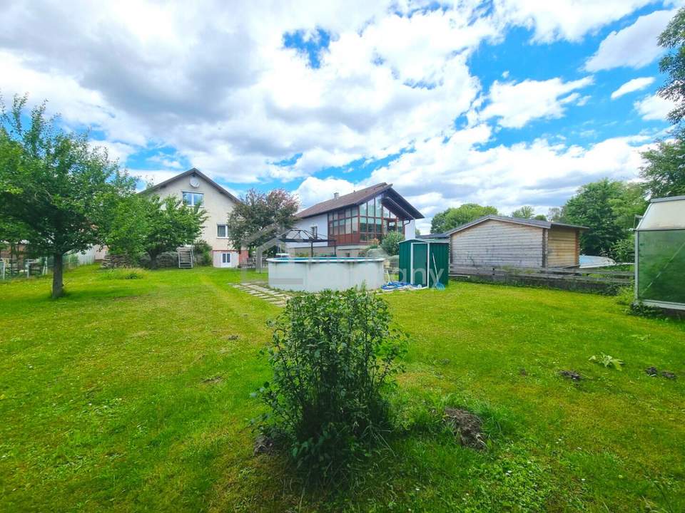 NAHE WIEN: Ihr neues ZUHAUSE mit viel Platz und herrlichen Garten