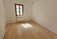 Unbefristete 3-Zimmer-Wohnung mit schönem Ausblick und Balkon!
