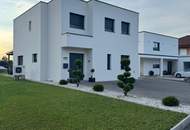 Neuwertiges Wohnhaus in ruhiger Lage