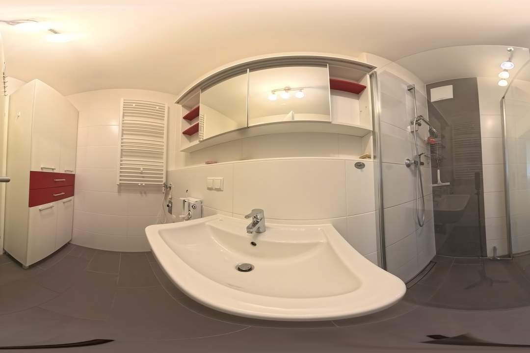 " 3-Zimmer-Wohnung mit Balkon und Blick zum Liesingbach in Oberlaa "