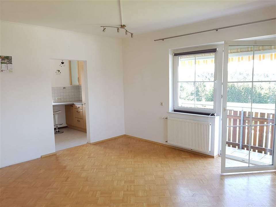 Sonniger Wohntraum mit Balkon und 2 Schlafzimmern mit Fernsicht in absoluter Ruhelage
