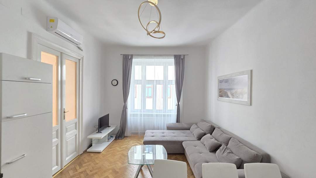 Klassische Altbauwohnung im Herzen des 2., Bezirk, nähe Nestroyplatz, Praterstern und Taborstraße U1, U2 Perfekte Grundriss 3 Zimmer.