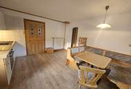 MIETE - Helle 2 Zimmerwohnung mit Balkon inkl. Betriebskosten - in Virgen