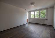 Nette 2-Zimmer-Wohnung mit Loggia nähe Klinikum