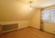 Zentrumsnahes Einfamilienhaus mit Doppelgarage