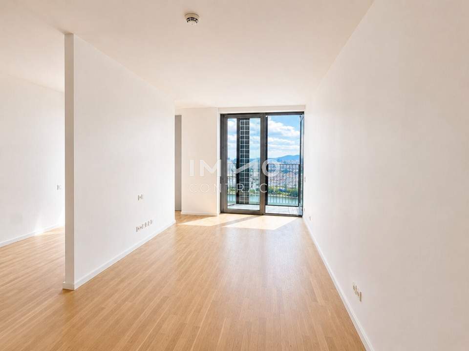 Neu - Zwischen Prater und Stephansdom: DC2 Tower - 39. Etage Erstbezug