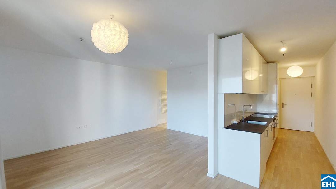 Sonnwendviertel: 1-Zimmer-Wohnung mit Balkon in der 8. Etage – Fitnessraum, Co-Working &amp; Rooftop-Terrasse inklusive!