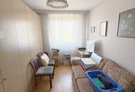 Helle 3-Zimmerwohnung mit Loggia und Parkplatz!