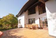 Einzigartiges Haus in Südlage mit unverbaubarem Fernblick auf leichter Hanglage