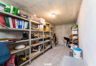 Einfamilienhaus mit Doppelgarage, Werkstätte und ausgebautem Keller