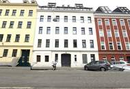 Neuwertige 4 Zimmer DG-Wohnung! Luftwärmepumpe für Fußbodenheizung und -kühlung! Blower-Door-Gutachten!