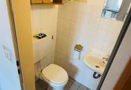 "Lebensqualität im Zentrum – helle 2-Zimmer-Wohnung mit Süd-West-Balkon!"