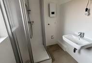 Sonnige Aussichten in ruhiger Grünlage: großzügige 2-Zimmer-Wohnung mit gemütlichem Balkon, moderner Dusche und heller Küche im 3. OG (inkl. Aufzug) – ideal für Singles oder Paare in Steyr-Münichholz!