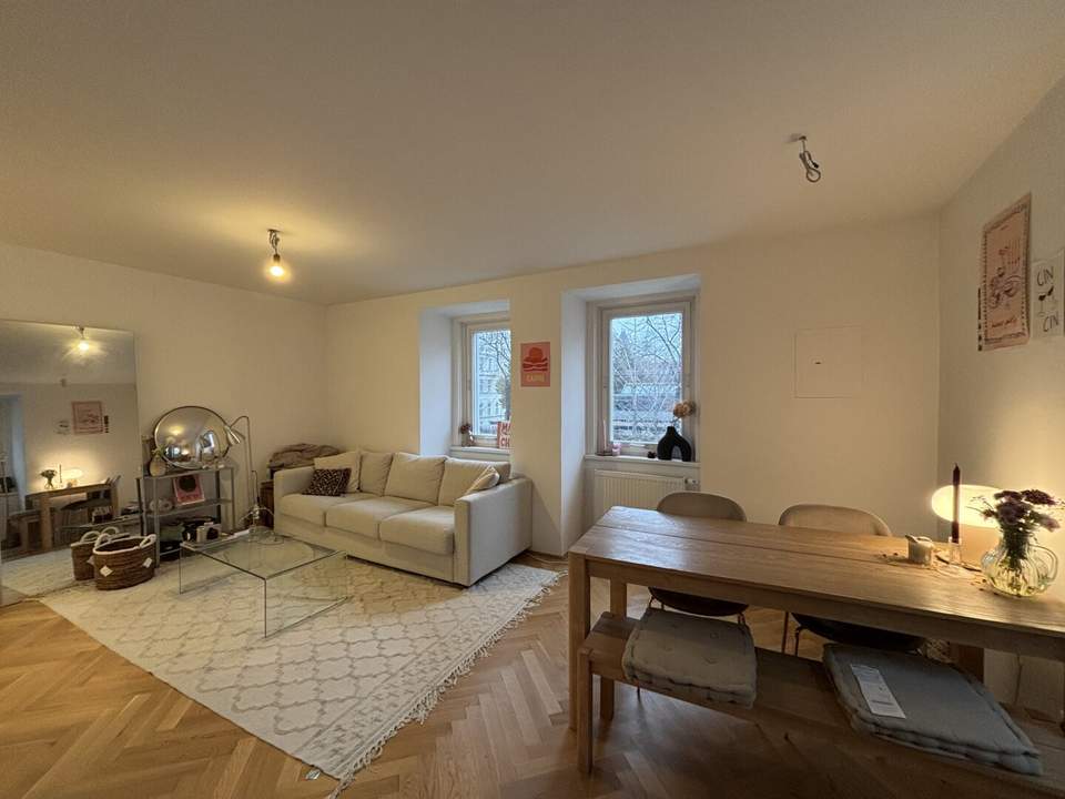 WG-geeignet! 1010! Elegante 3-Zimmer Altbauwohnung in toller Lage ab März 26!