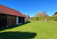 Bauernhaus mit Arkaden in der Nähe vom Badesee