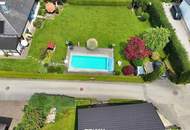 Baugrundstück ohne Bauzwang mit Pool in ruhiger Wohnlage