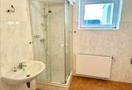 Helle und großzügige Mietwohnung mit zusätzlichem, ca. 100 m² großem, ausgebautem Kellerbereich