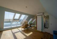 Wohnen mit Blick auf die Gloriette – 252 m² Dachgeschoß, drei Ebenen, zwei Freiflächen