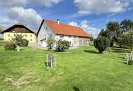 Großes Haus mit zwei 140m² Wohnungen, 2000m² Grund, Tenne und Werkstatt/Stall, Seewalchen am Attersee/Staudach.