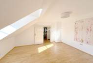Nostalgisches Einfamilienhaus mit Romantikgarten in 1.920qm Bauland