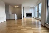 SONNENUNTERGANG UND URLAUBSGEFÜHL MITTEN IN DER STADT