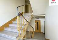 Sanierungsbedürftige 2-Zimmer-Wohnung | Loggia ca. 12m² | 5. Liftstock