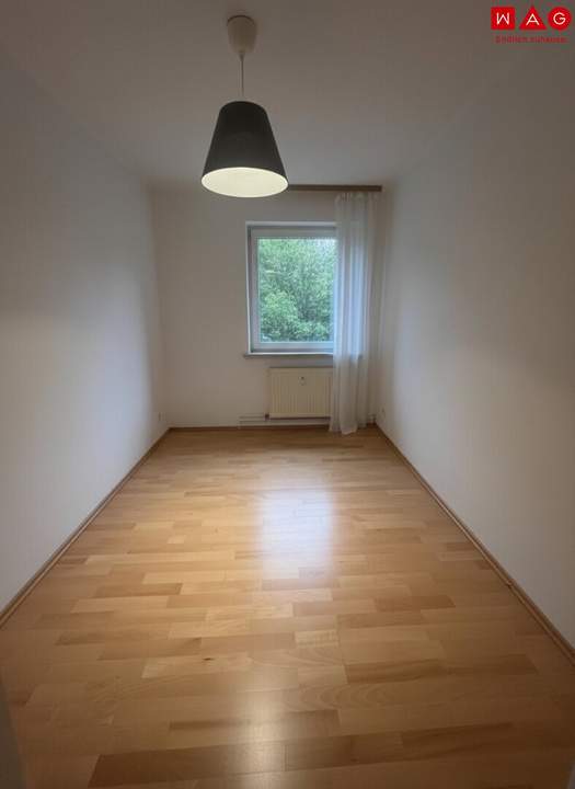 Gemütliche 3-Zimmer-Wohnung im Erdgeschoss – Linz/Bindermichl – Hervorragende Infrastruktur und viele Freizeitmöglichkeiten! Ab November beziehbar!