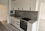 Neu renovierte 2-Zimmer-Wohnung mit Loggia in U1-Nähe