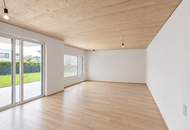 Modernes Plus-Energie-Reihenhaus in Massivholzbauweise