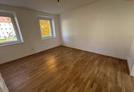 Sonnendurchflutete 2-Zimmer-Wohnung mit herrlichem Grünblick im beliebten Münichholz – liebevoll saniert, mit modernem Wohlfühlbad, praktischen Wohnräumen und perfekter Anbindung für alle, die Ruhe und Stadtnähe zugleich schätzen!