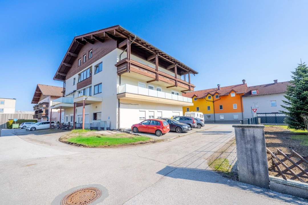 Dein neues WohnNest - 2 Zimmer mit Balkon in Bürmoos bei Salzburg