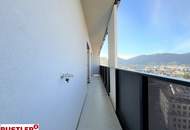 Skyline-Blick | Moderne 3-Zimmer-Wohnung mit Balkon