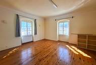 Großzügige Büro- /Kanzlei-/ Praxisräumlichkeiten mit historischem Flair