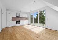 Erstbezug – moderne 2-Zimmer-Dachgeschosswohnung mit Terrasse und Weitblick