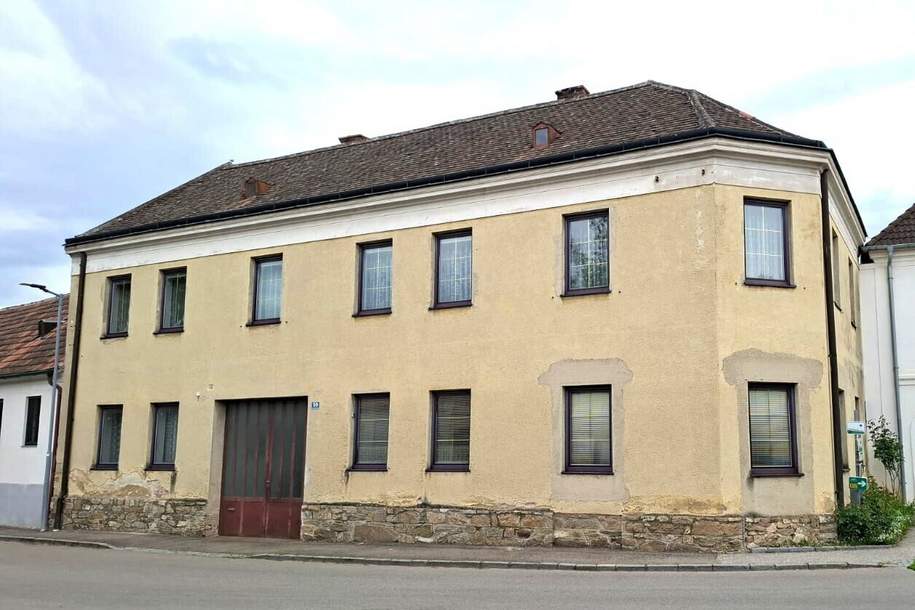 Großzügige Liegenschaft für grenzenlose Möglichkeiten jeglicher Art!, Haus-kauf, 160.000,€, 2070 Hollabrunn