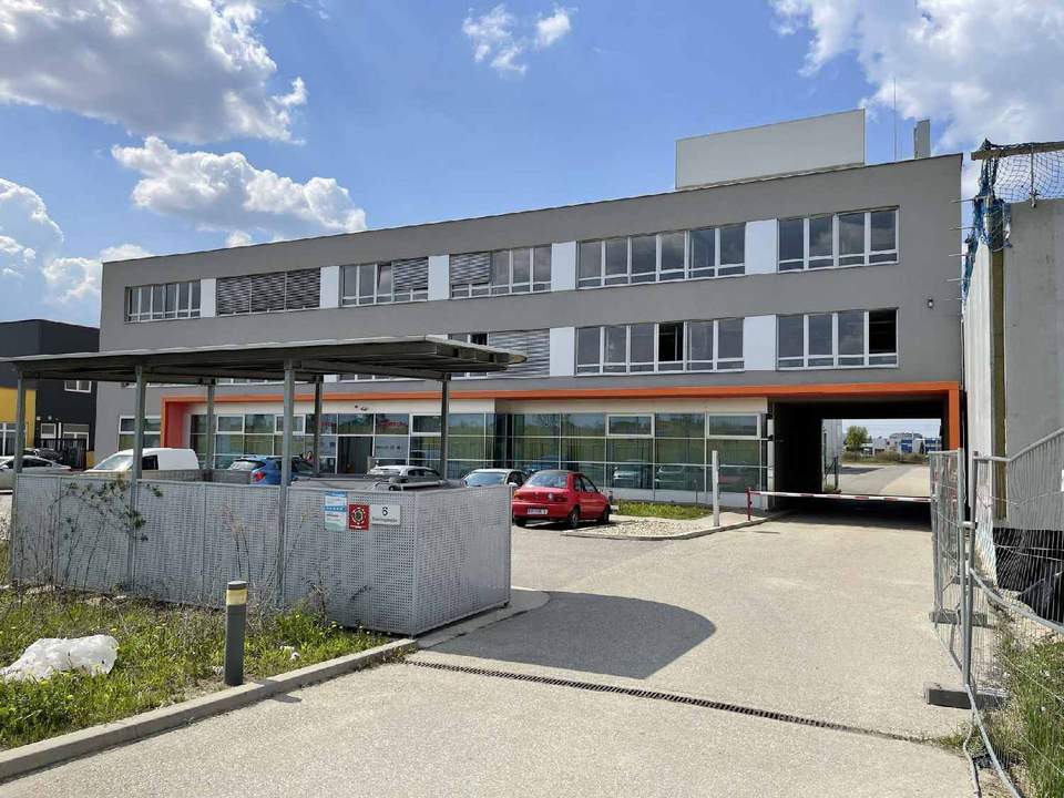 Repräsentatives Bürogebäude im Gewerbegebiet Kagran zu mieten