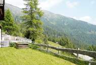 Idyllisches Berghaus in Kärnten: 10 Zimmer, Garten, Balkon & Kamin – Ihr Rückzugsort.
