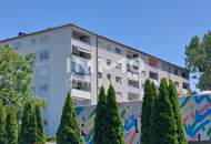 VERLASSENSCHAFT 3-ZI. WOHNUNG 92 m² MIT WEST - LOGGIA 6 m² UND PARKPLATZ IM 5.OG UM € 255.000,--