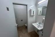 Repräsentatives Geschäftslokal am Hauptplatz von Laa an der Thaya – hell, großzügig &amp; vielseitig nutzbar