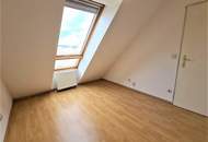 DACHGESCHOSS, AUGARTEN-NÄHE, 87 m² Maisonette mit 10 m2 Terrasse, Wohnküche, 2 Zimmer, Galerie, 2 Bäder, Rembrandtstraße