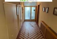 Vielseitig nutzbares Mehrfamilienhaus mit Entwicklungspotenzial in zentraler Lage